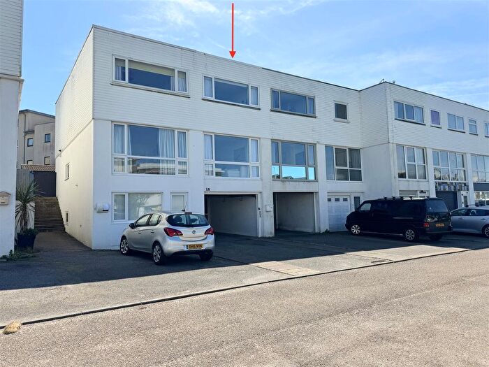 2 Bedroom End Terrace House For Sale In Farfield Place, Pentire, Newquay, TR7