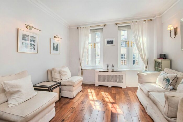 1 Bedroom Flat To Rent In Hallam Street, London, W1W