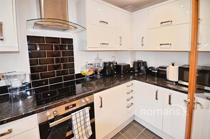 2 Bedroom Terraced House To Rent In Adam Close, Slough, Berkshire, SL1