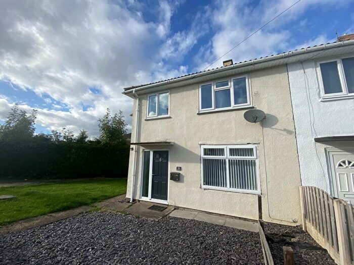 3 Bedroom Semi-Detached House To Rent In South Drive, Bolton Upon Dearne, S63