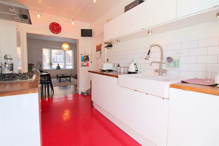 2 Bedroom Duplex To Rent In London Road, St. Albans, AL1