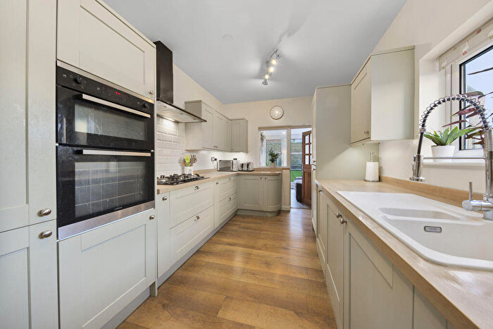 3 Bedroom Semi-Detached House For Sale In Broadleys, Clay Cross, Chesterfield, S45