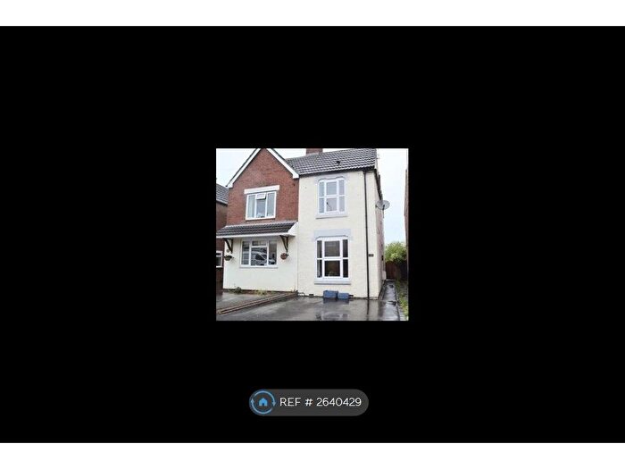 3 Bedroom Semi-Detached House To Rent In Woodville Road, Overseal, Swadlincote, DE12