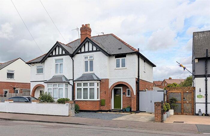 3 Bedroom Semi Detached House For Sale In Tuffley Crescent, Gloucester, GL1