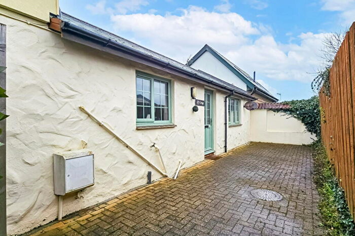 2 Bedroom Semi-Detached Bungalow For Sale In Golf Links Road, Westward Ho!, EX39