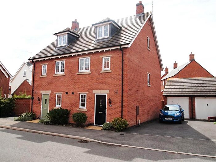 3 Bedroom Semi-Detached House For Sale In Dairy Way, Kibworth Harcourt, Leicester, LE8