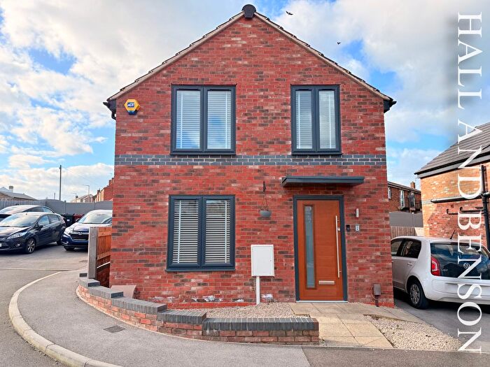 3 Bedroom Property To Rent In Sunshine Close, Nottingham, NG16