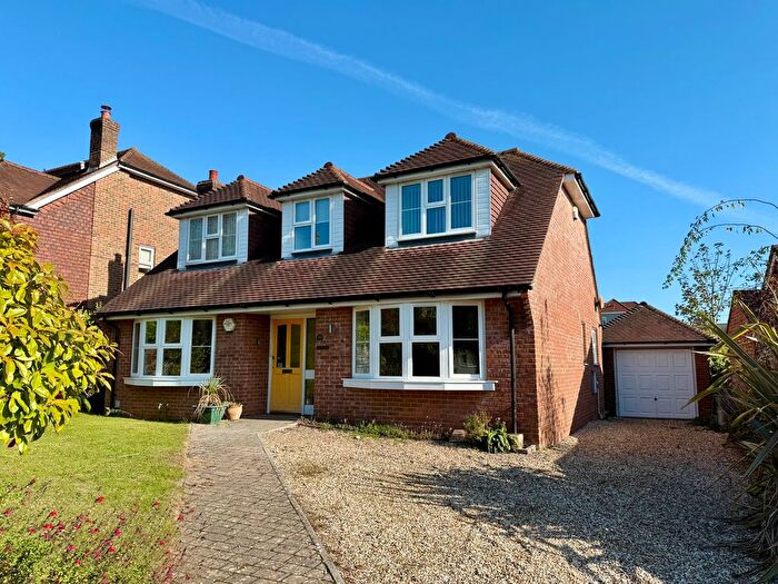 3 Bedroom Detached House For Sale In Anderwood Drive, Sway, Lymington, SO41