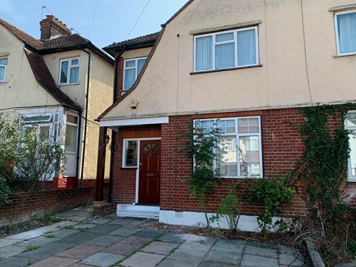 4 Bedroom Semi-Detached House To Rent In Woodford Place, Wembley, HA9