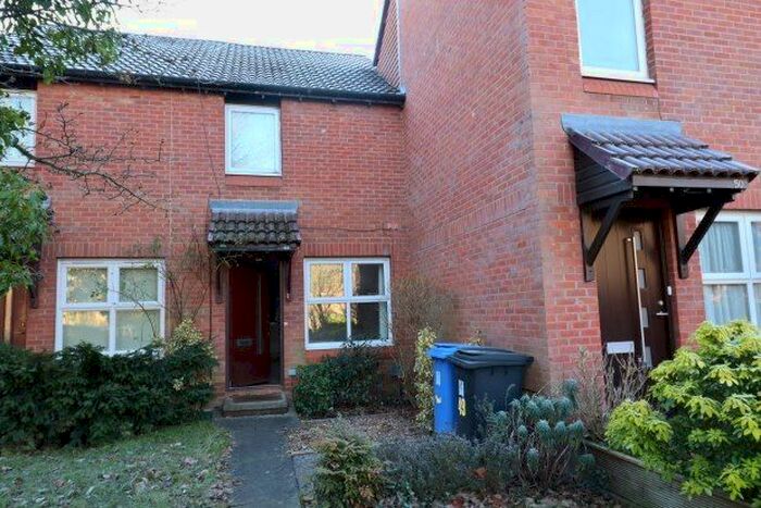 2 Bedroom Terraced House To Rent In Hedgerley Court, Woking, GU21