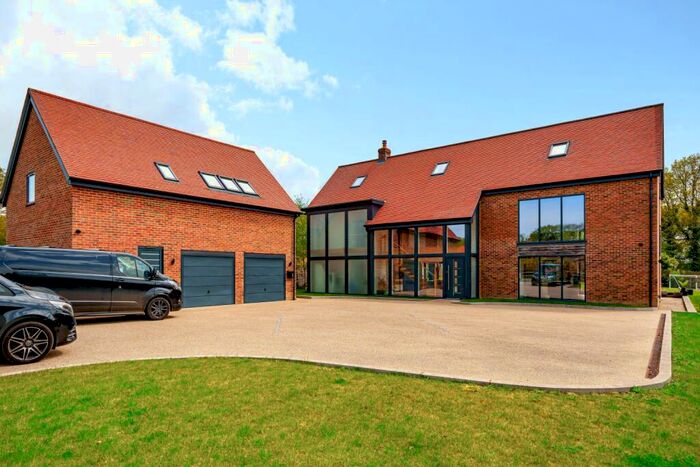 6 Bedroom Detached House For Sale In Boughton Park, Grafty Green, Maidstone, ME17