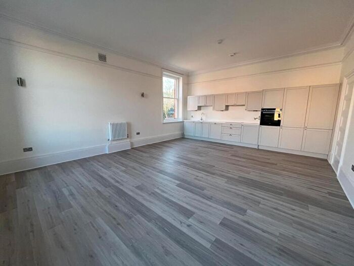 2 Bedroom Apartment To Rent In Middleton House, Derby, DE1
