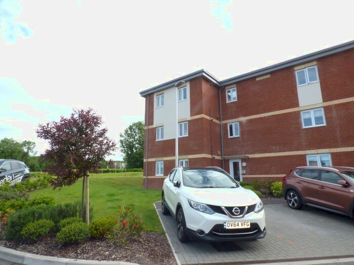 1 Bedroom Flat To Rent In Chicory Close, Newton Abbot, TQ12