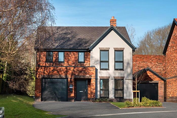 4 Bedroom Detached House For Sale In No, Maybank, Manor Way, Halesowen, B62