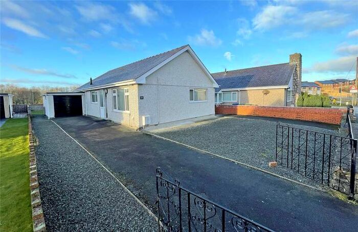 3 Bedroom Detached House For Sale In Glanrafon Estate, Bontnewydd, Caernarfon, Gwynedd, LL55