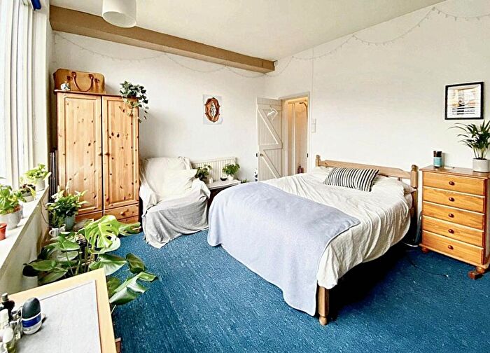 6 Bedroom Terraced House To Rent In Clarence Place, Bristol, BS2