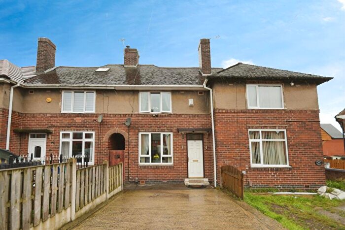2 Bedroom Terraced House For Sale In Lytton Road, Sheffield, S5