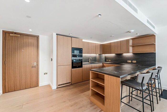 2 Bedroom Flat To Rent In Camley Street, King Cross, N1C