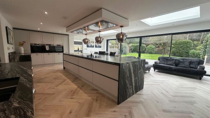 4 Bedroom Property For Sale In George Lane, Walkington, Beverley, HU17