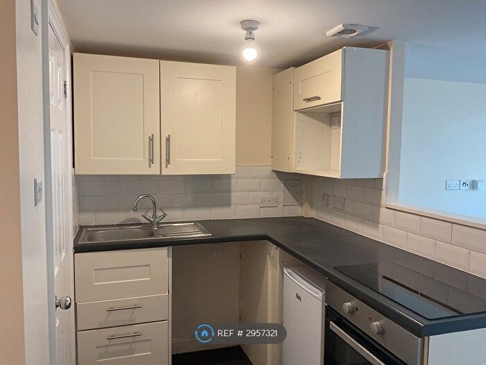 Studio To Rent In Acorn Lodge, St Albans, AL2
