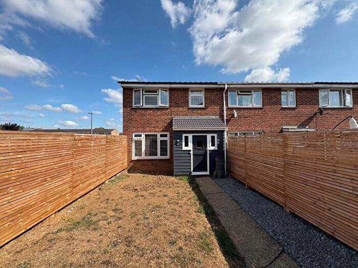3 Bedroom End Of Terrace House For Sale In Calamint Road, Witham, CM8
