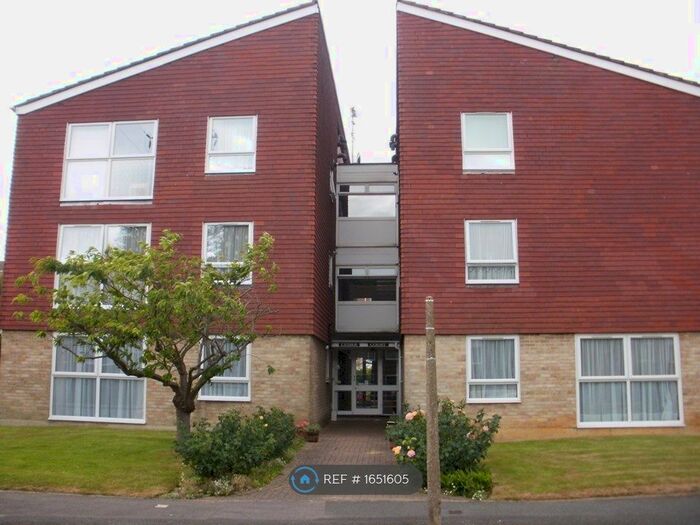 2 Bedroom Flat To Rent In Brambley Crescent, Folkestone, CT20