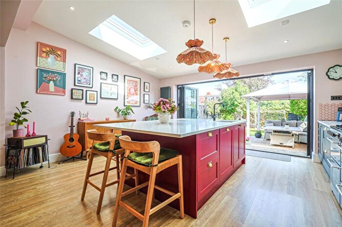 4 Bedroom Terraced House For Sale In The Fairway, Gravesend, Kent, DA11