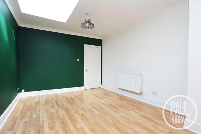 3 Bedroom Detached Bungalow For Sale In Stradbroke Road, Pakefield, NR33