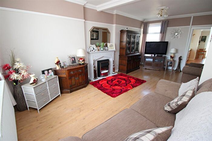3 Bedroom End Of Terrace House For Sale In Elm Street, Aberbargoed, Bargoed, CF81
