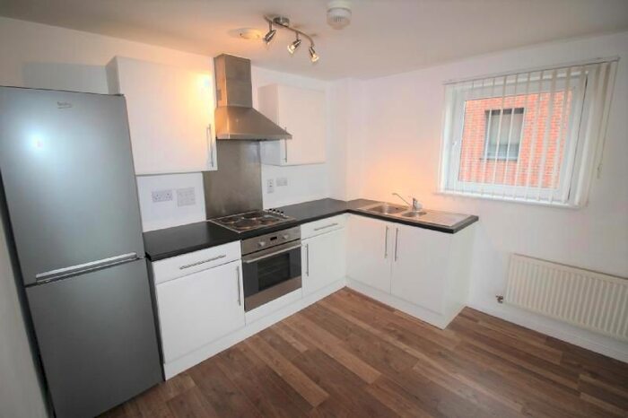 2 Bedroom Flat To Rent In Lower Hall Street, St Helens, Merseyside, WA10