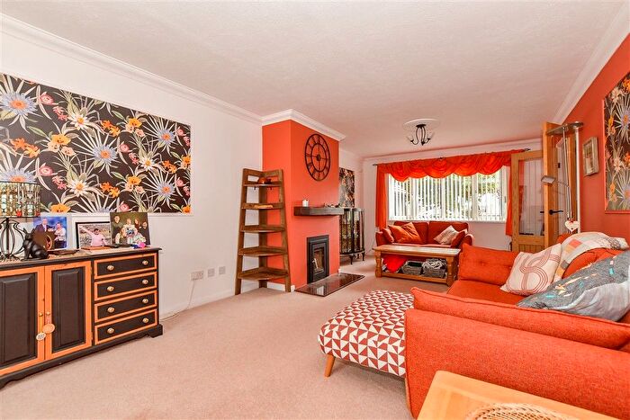 5 Bedroom Detached House For Sale In Painesfield Close, Burmarsh, Romney Marsh, Kent, TN29