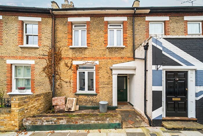 3 Bedroom Terraced House For Sale In Wick Road, Teddington, TW11