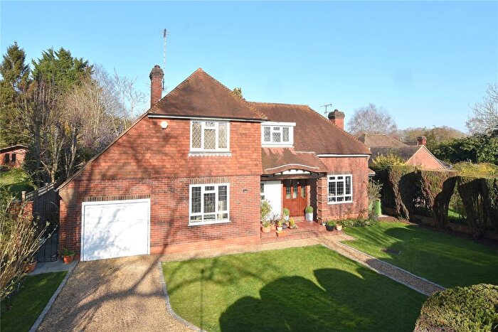 3 Bedroom Detached House For Sale In Stoke Road, Stoke D'abernon, Cobham, KT11