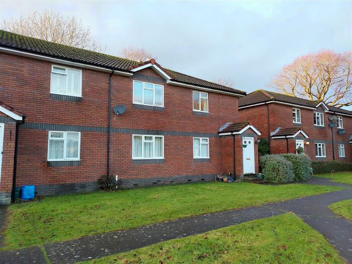 2 Bedroom Flat To Rent In Westbourne Road, Penarth, CF64
