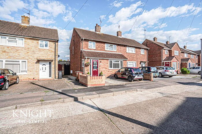 3 Bedroom Semi-Detached House For Sale In Prince Charles Road, Colchester, CO2
