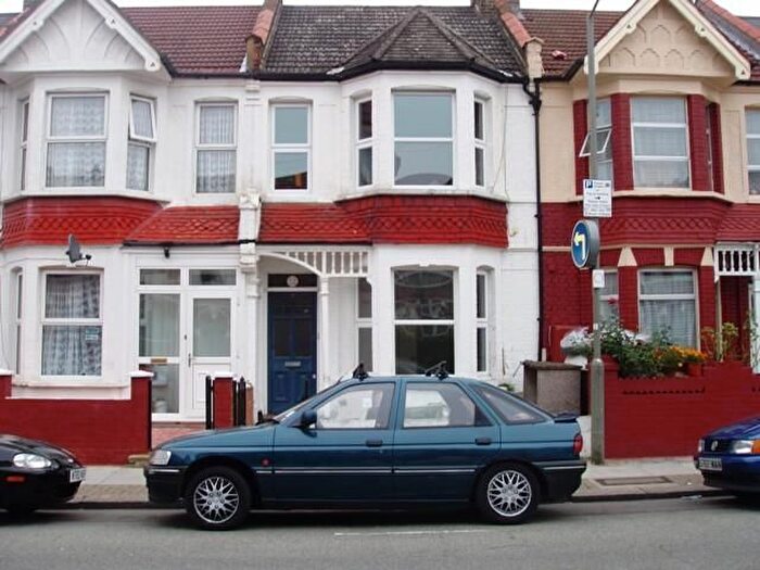 Studio To Rent In Dewey Street, Tooting Broadway, SW17