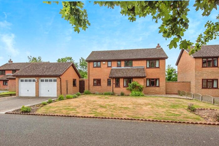 4 Bedroom Detached House For Sale In The Poplars, Beck Row, IP28