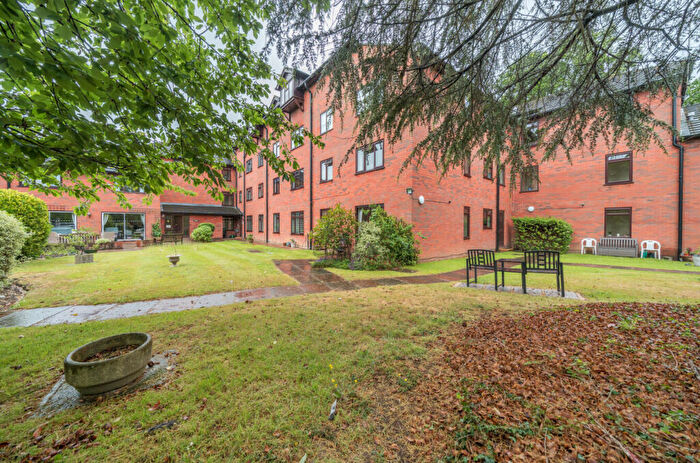 1 Bedroom Garage / Parking For Sale In Farnborough Common, Orpington, Kent, BR6