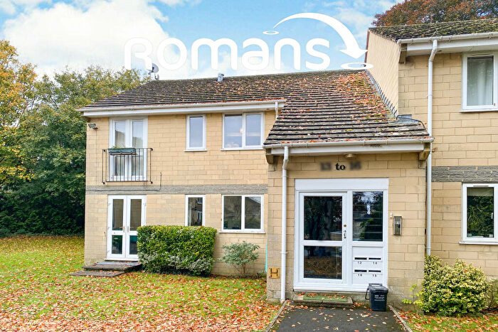 2 Bedroom Flat To Rent In Greenway Court, Chaucer Road, BA2