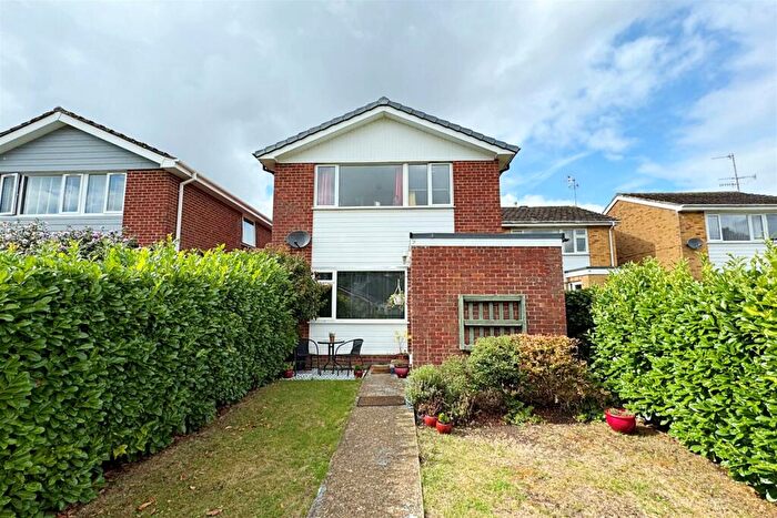 3 Bedroom Detached House To Rent In Blandford, DT11