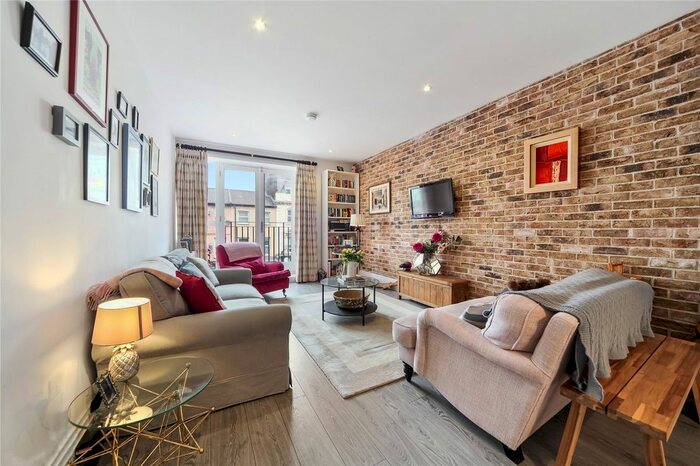 1 Bedroom Flat To Rent In Hardwicks Square, Wandsworth, SW18