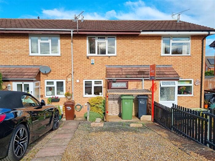 2 Bedroom Terraced House For Sale In Wegnalls Way, Leominster, HR6