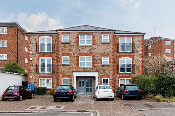 2 Bedroom Flat For Sale In Augusta House, Pentlow Street, SW15