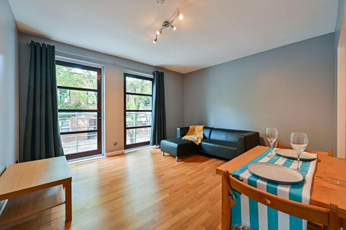 1 Bedroom Flat For Sale In Finland Street, Canada Water, London, SE16