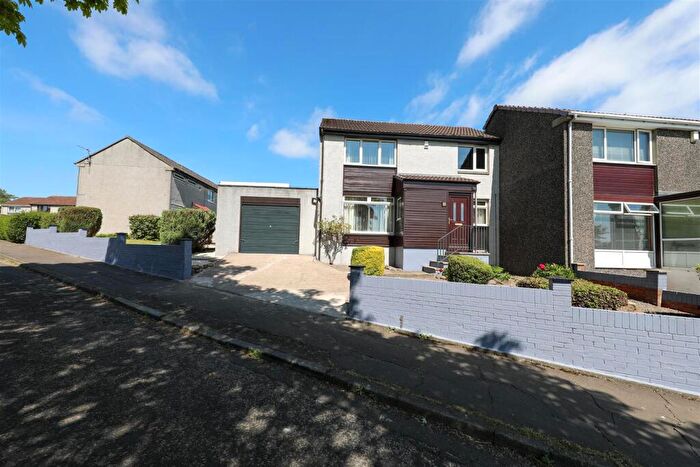 3 Bedroom Semi-Detached House For Sale In Pentland Road, Glenrothes, KY6