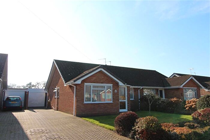 2 Bedroom Bungalow To Rent In Havelock Way, Christchurch, BH23