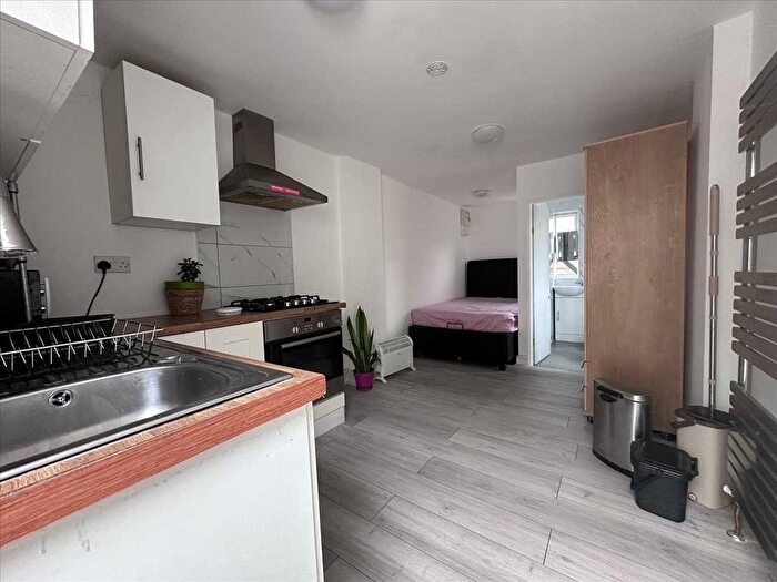 1 Bedroom Flat To Rent In Dudley Avenue, Stanmore, HA3