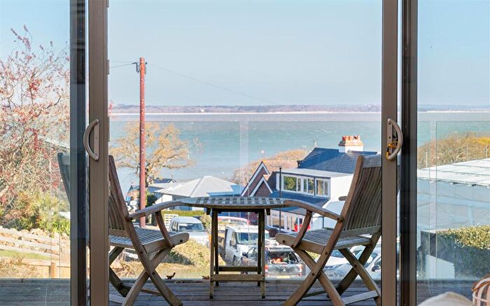 3 Bedroom Detached House For Sale In Upside Down Home -Solent Lawns, Gurnard, PO31