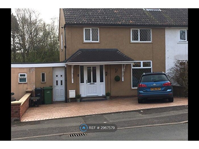 3 Bedroom Semi-Detached House To Rent In Gibbons Hill Road, Dudley, DY3