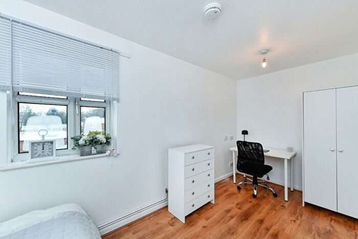 6 Bedroom House To Rent In Gadd Street, Nottingham, NG7